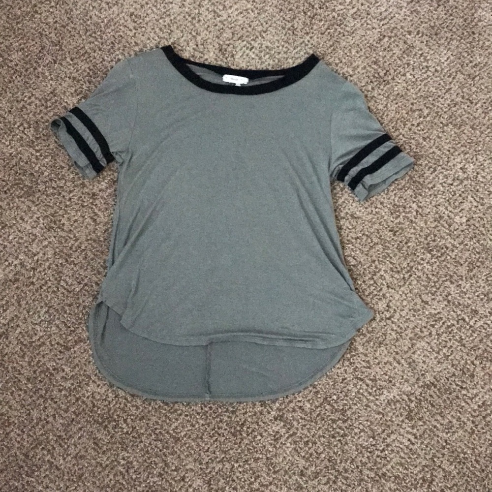 Short sleeve tee shirt